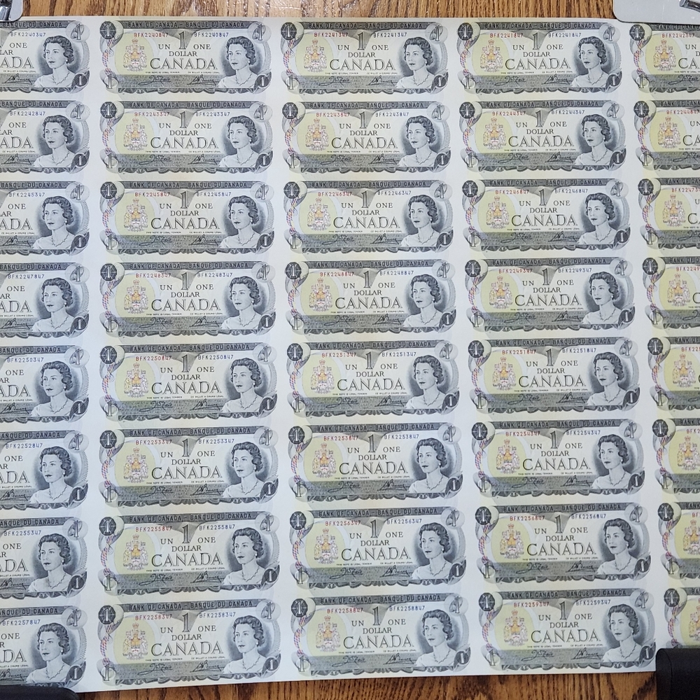 💯NWOT'S uncirculated sheet of 1973 $1 Bank of Canada bills